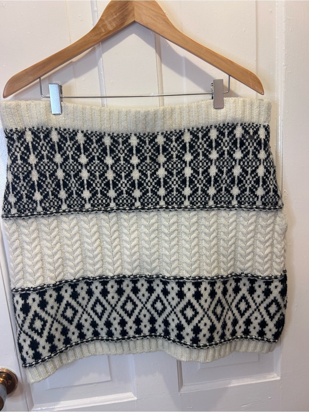 Mexx Fair Isle Cable Knit Mini Skirt Black & White Geometric Winter Cozy